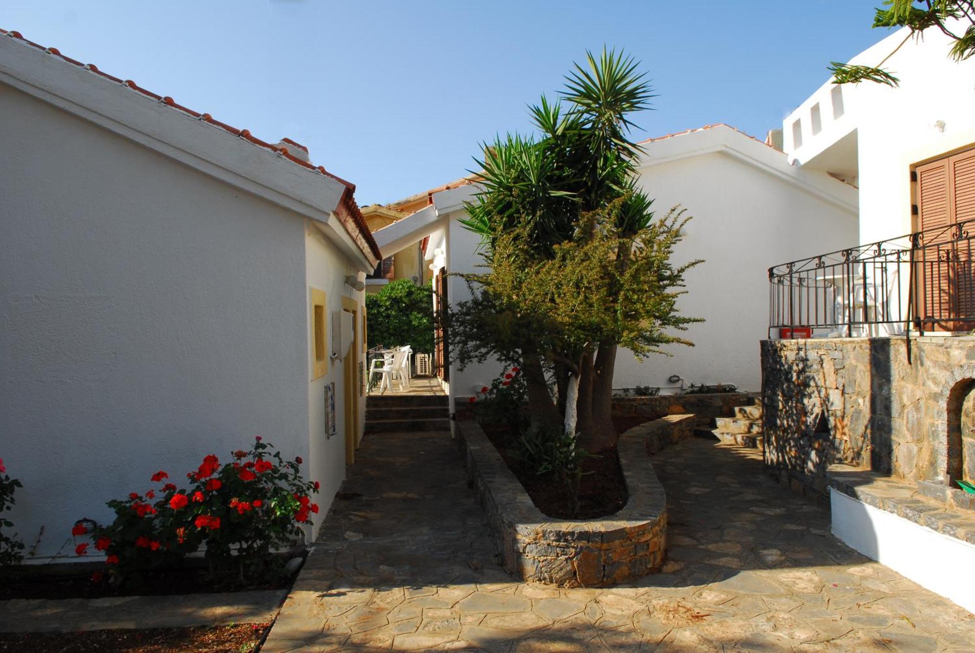 Athina Villas เอลุนดา ภายนอก รูปภาพ