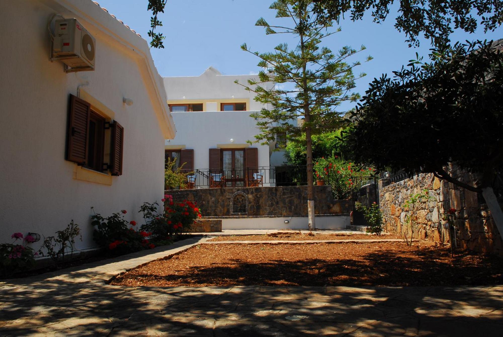 Athina Villas เอลุนดา ภายนอก รูปภาพ