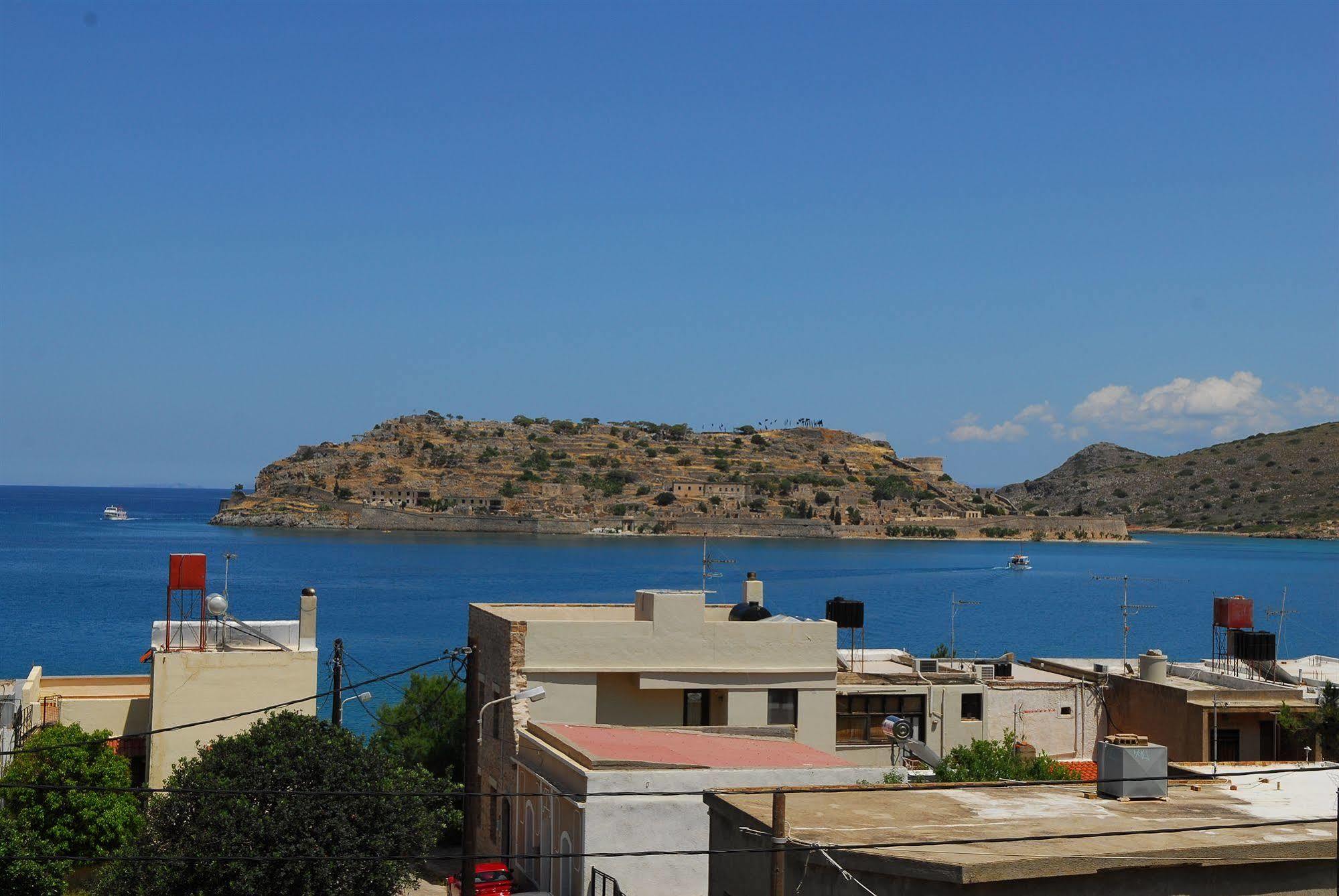 Athina Villas เอลุนดา ภายนอก รูปภาพ